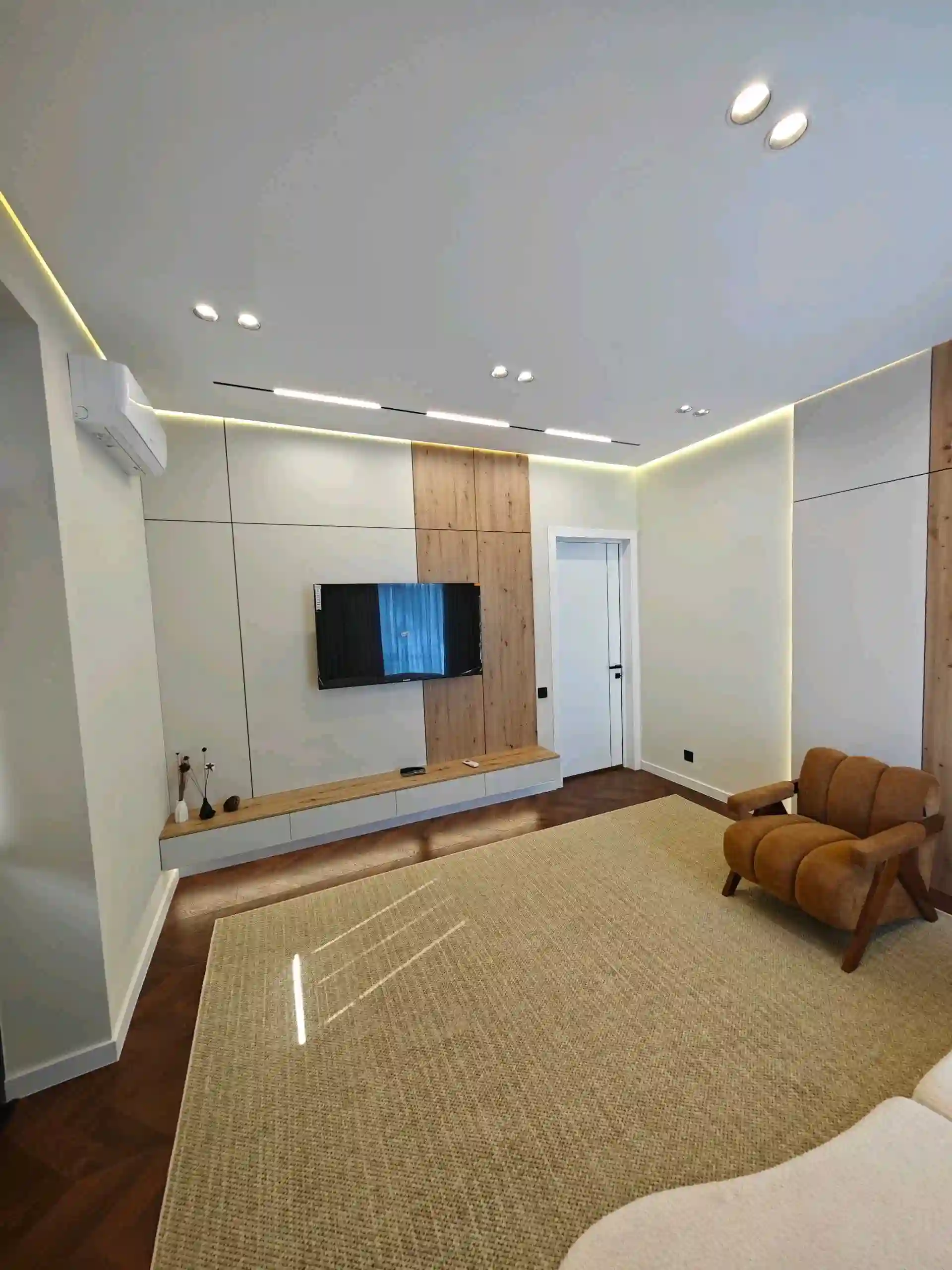 3-к квартира, 9 этаж, 106 м², 33 мкр Пшти лицеи Умари Хаем