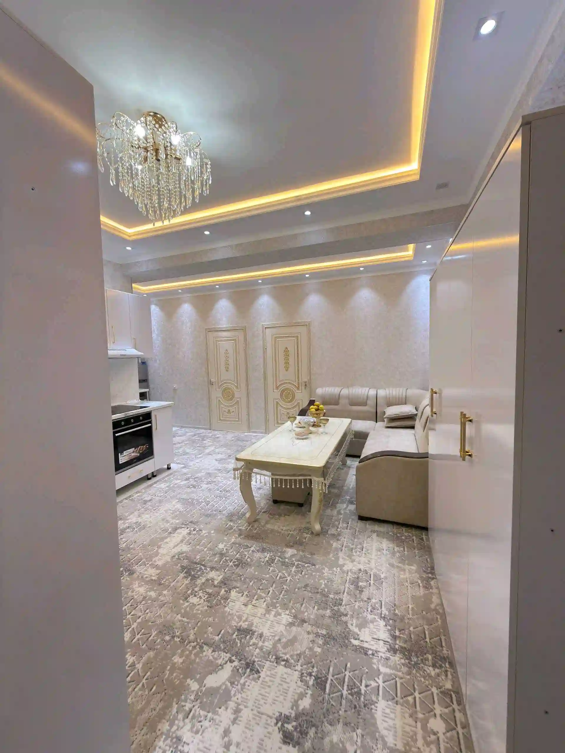 2-к квартира, 11 этаж, 72 м², 33Мкр