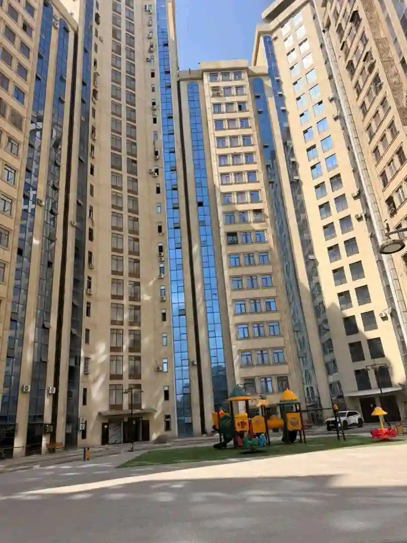 2-к квартира, 20 этаж, 60 м², Шохмансур . Доми Альфемо