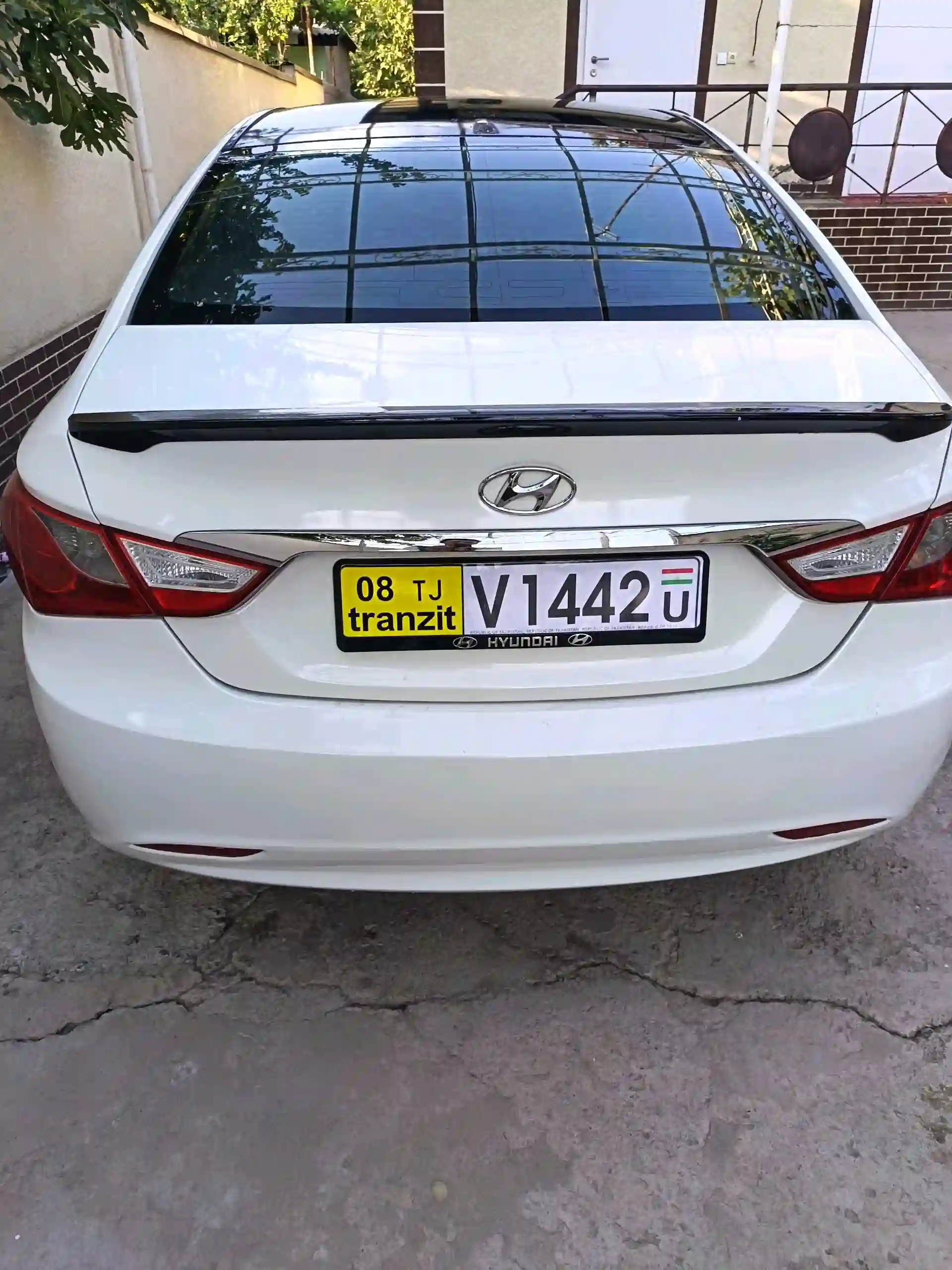 Hyundai Sonata 2010