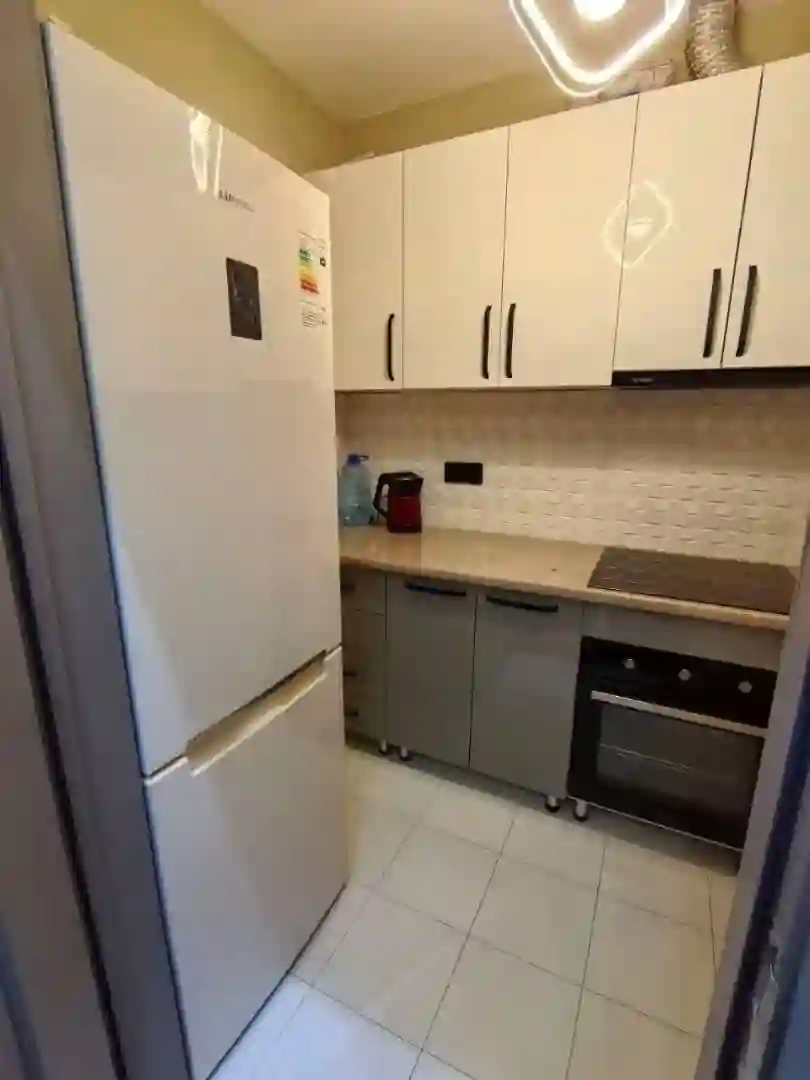 2-к квартира, 3 этаж, 57 м², шохмансур