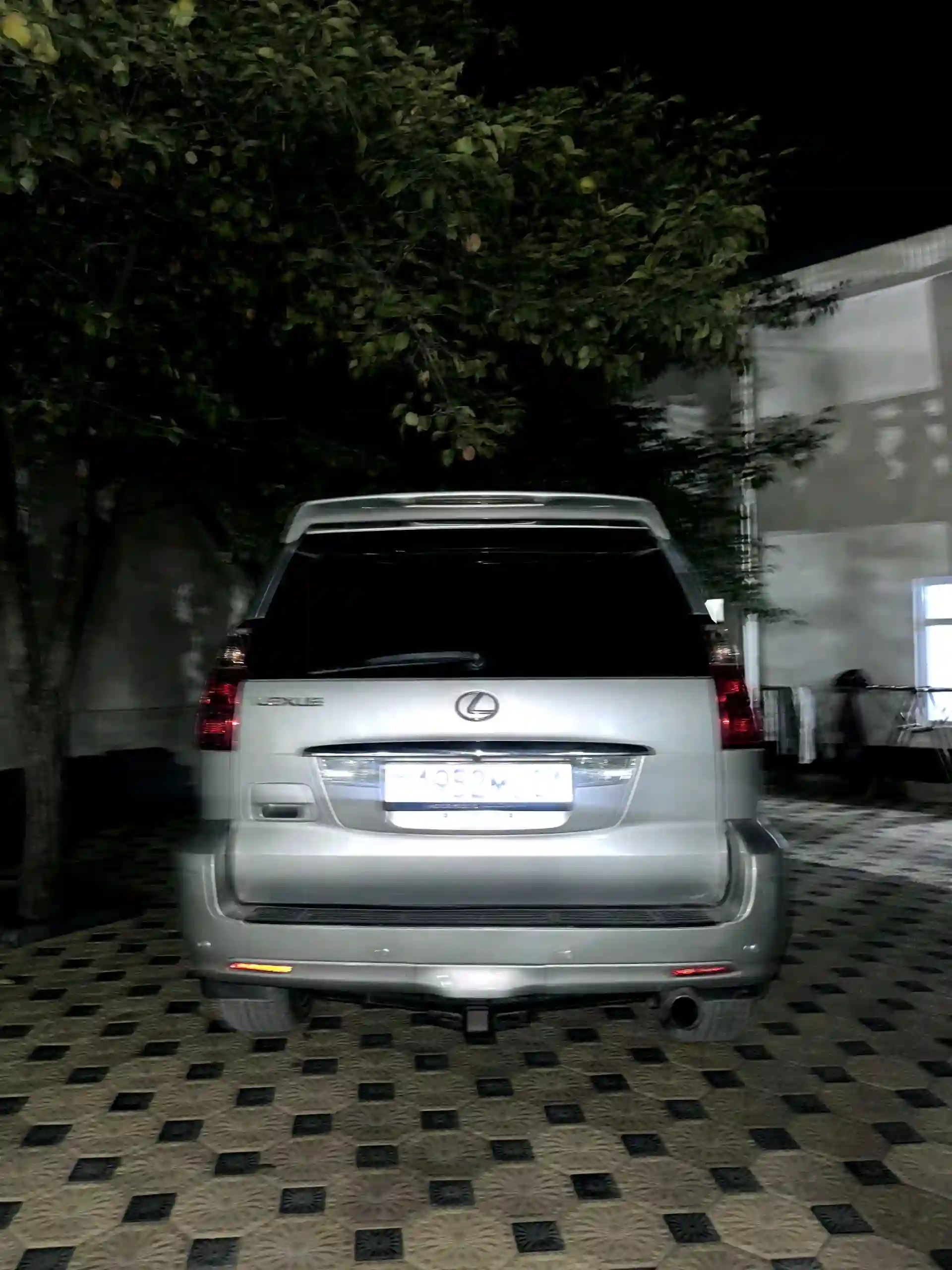 Lexus Gx series 2005