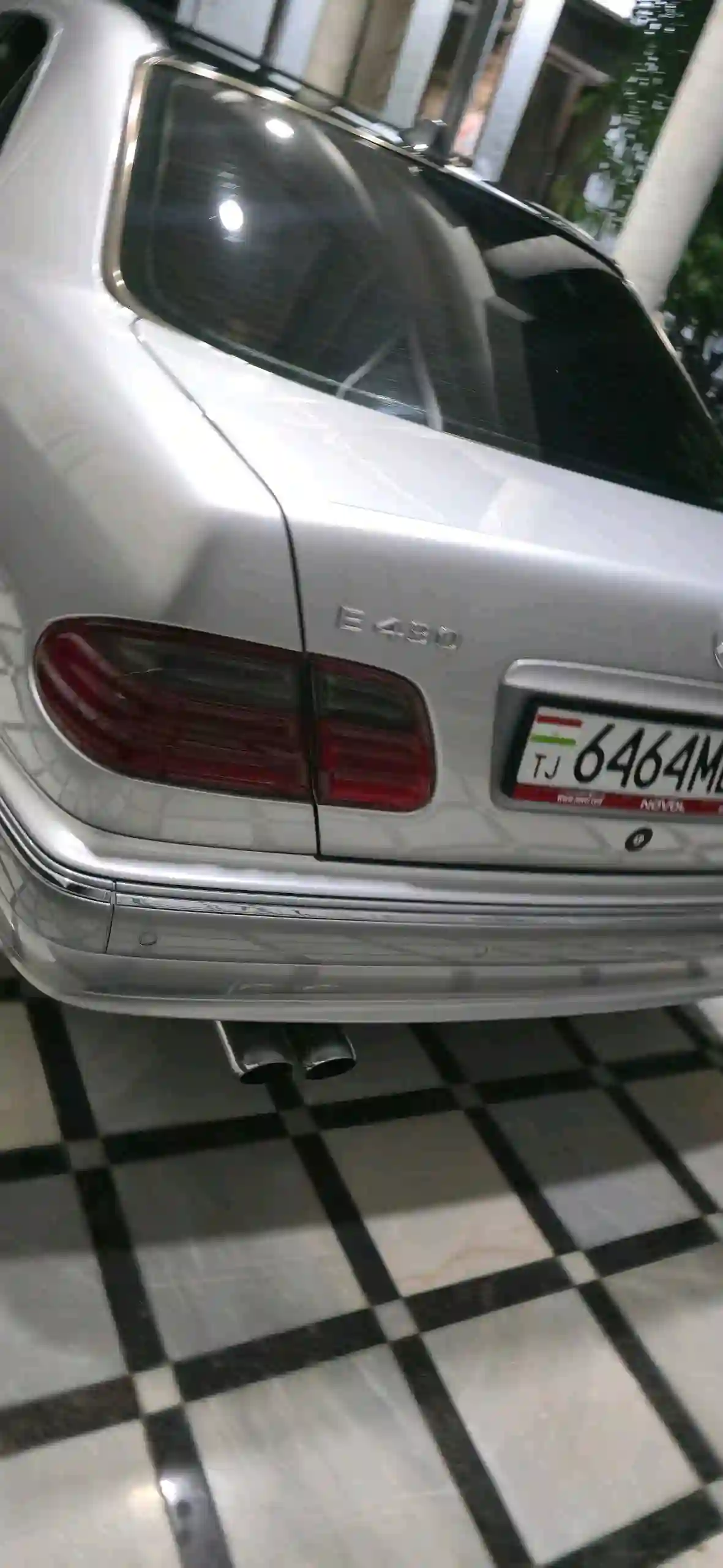 Mercedes-benz E class 2002