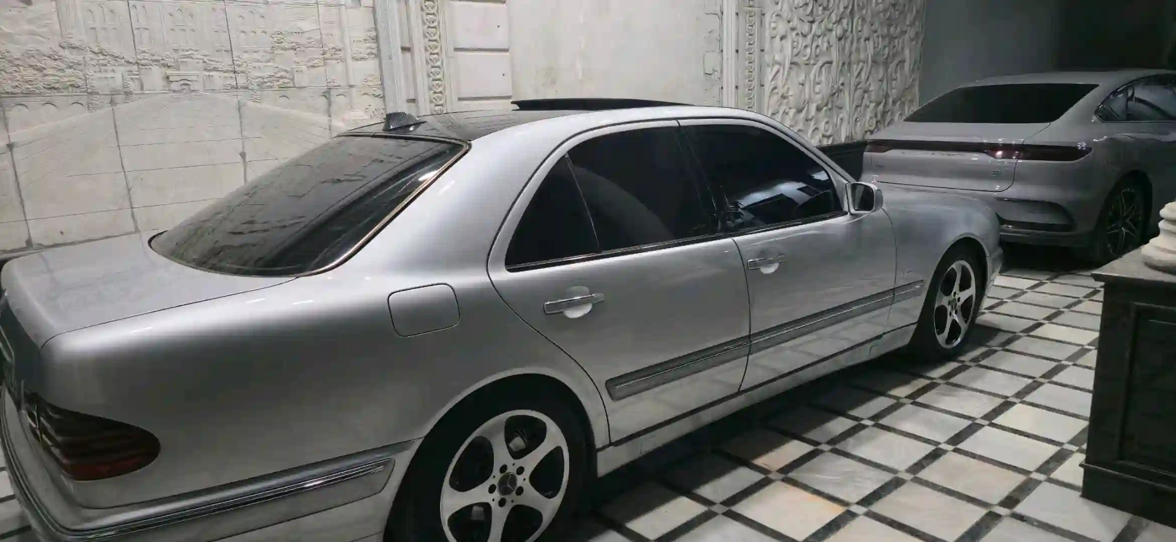 Mercedes-benz E class 2002