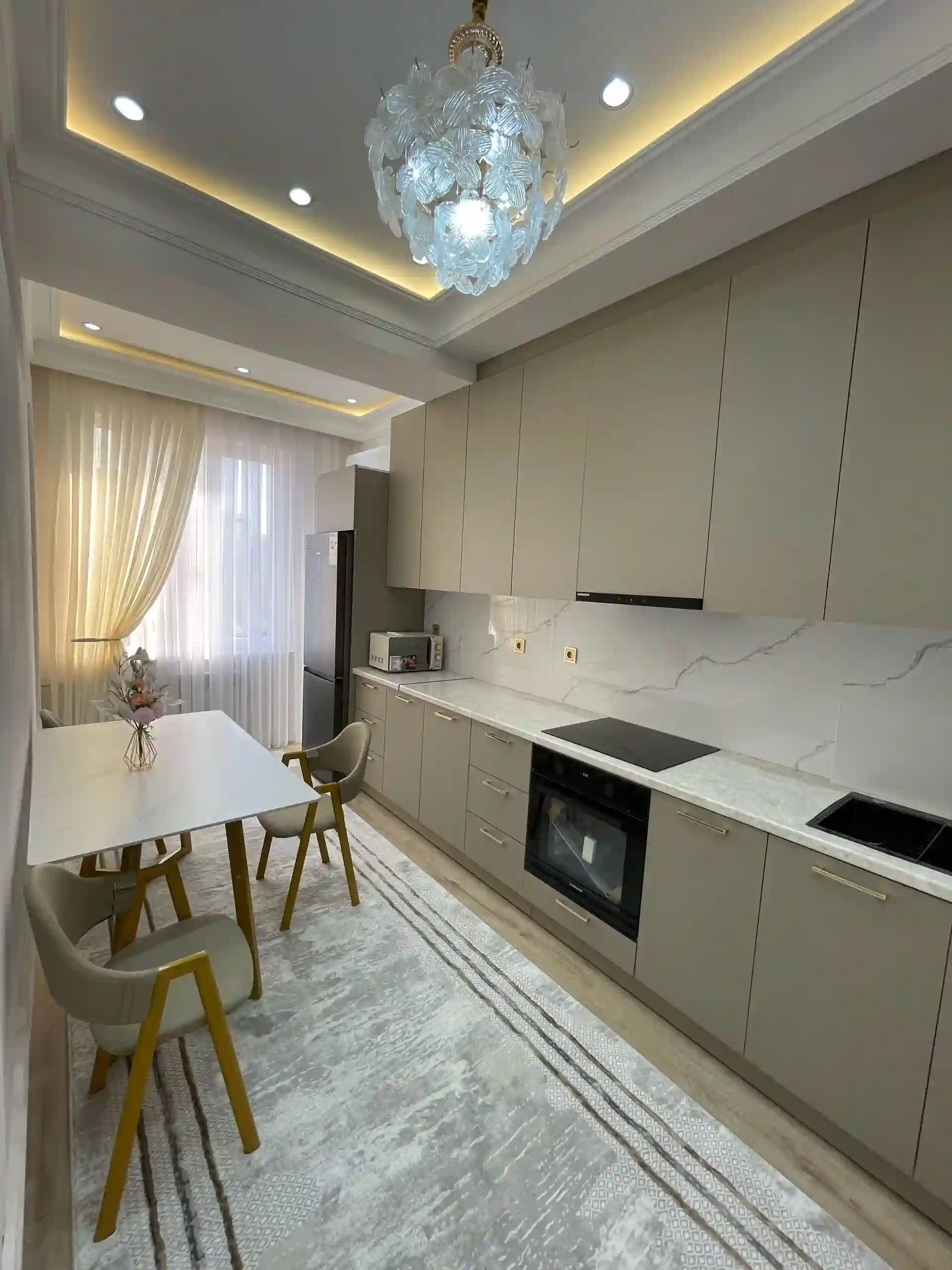 3-к квартира, 14 этаж, 84 м², Сомони