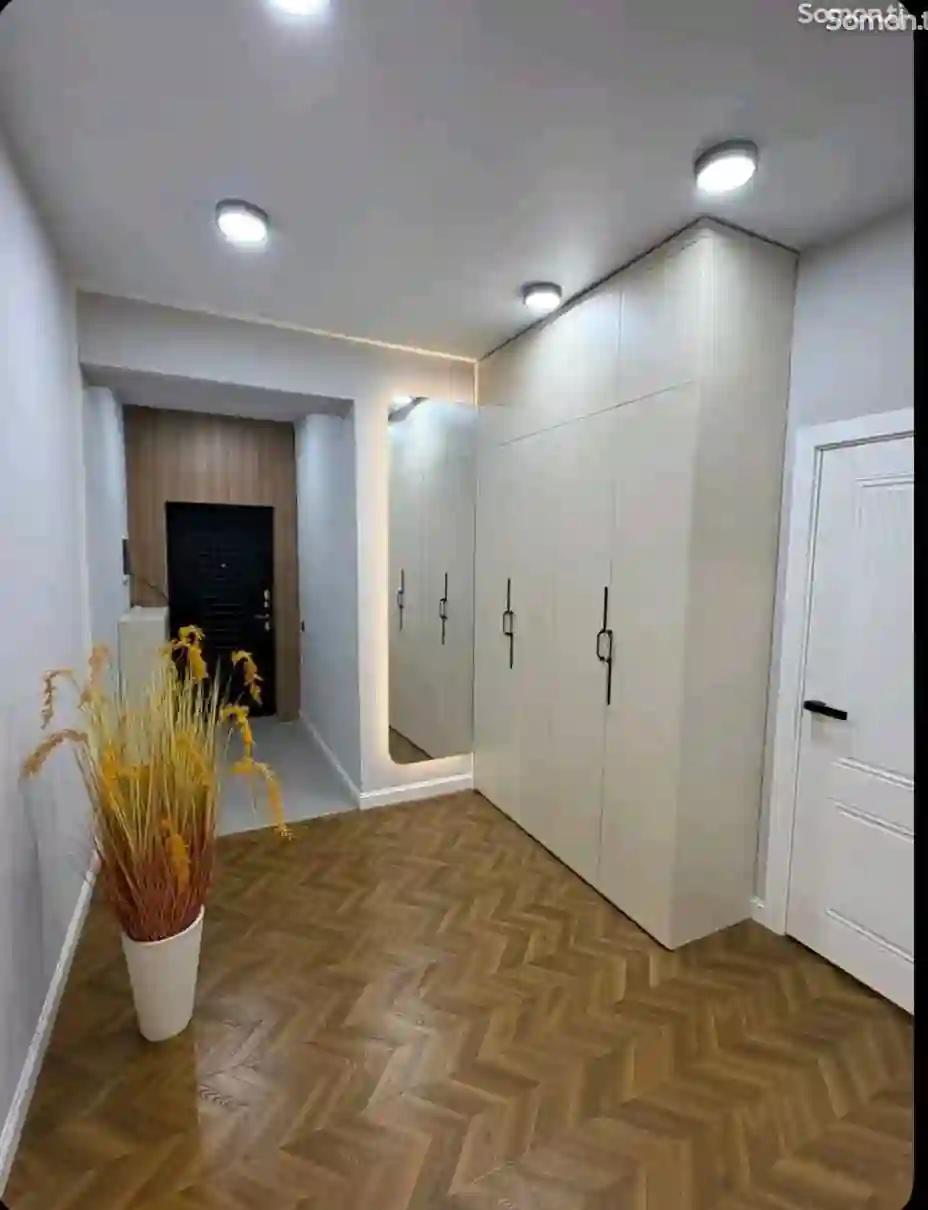 2-к квартира, 8 этаж, 70 м², 20 - мкр