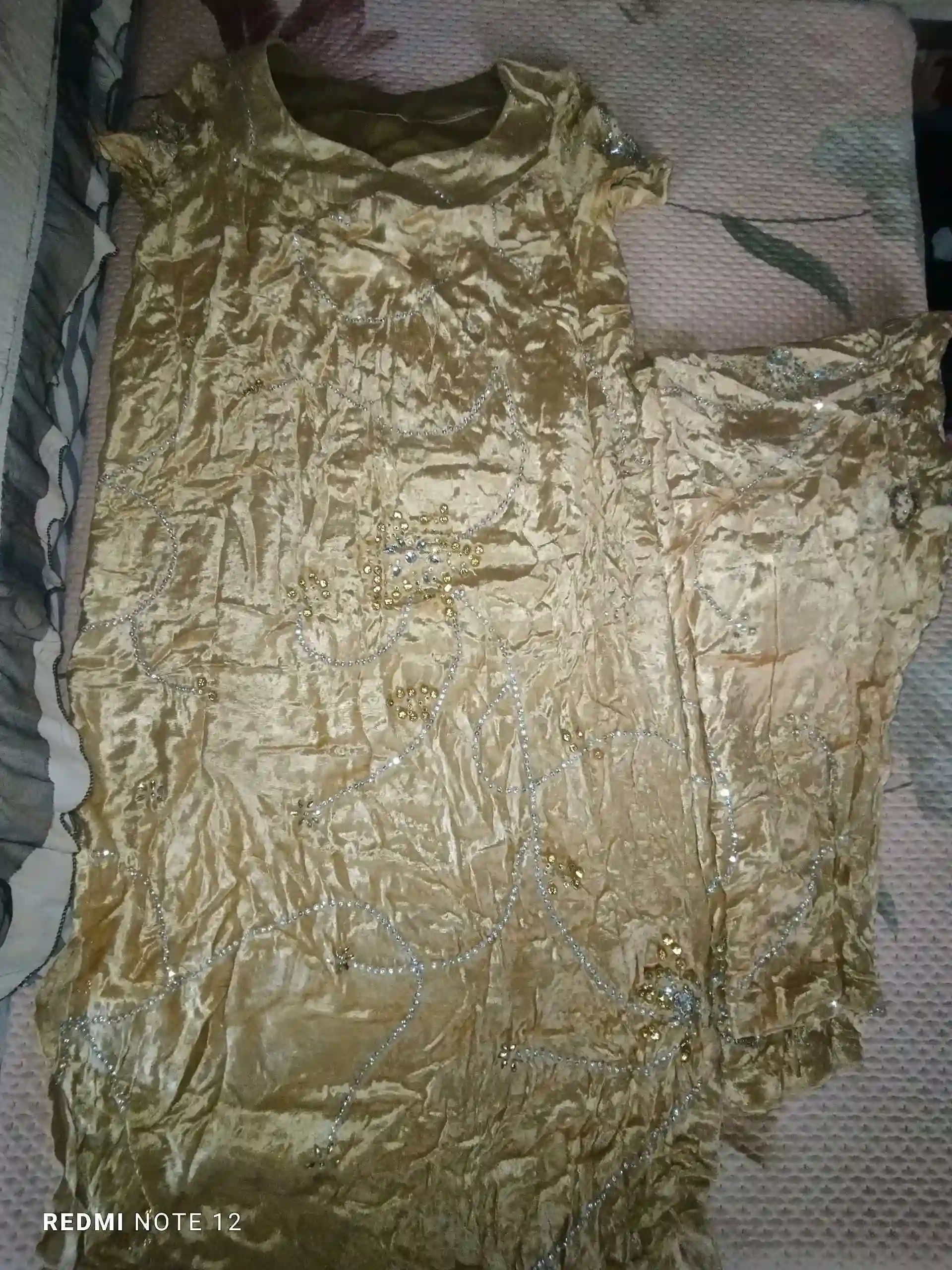 национальные платье 