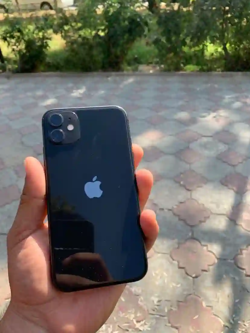 Apple IPhone 11 64 gb