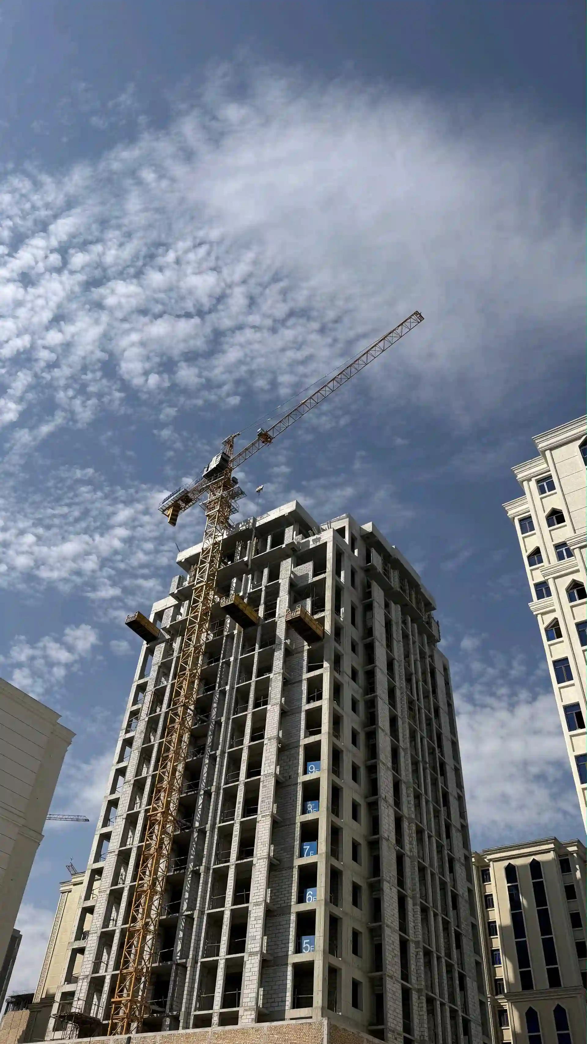 2-к квартира, 13 этаж, 76 м², Фирдавси