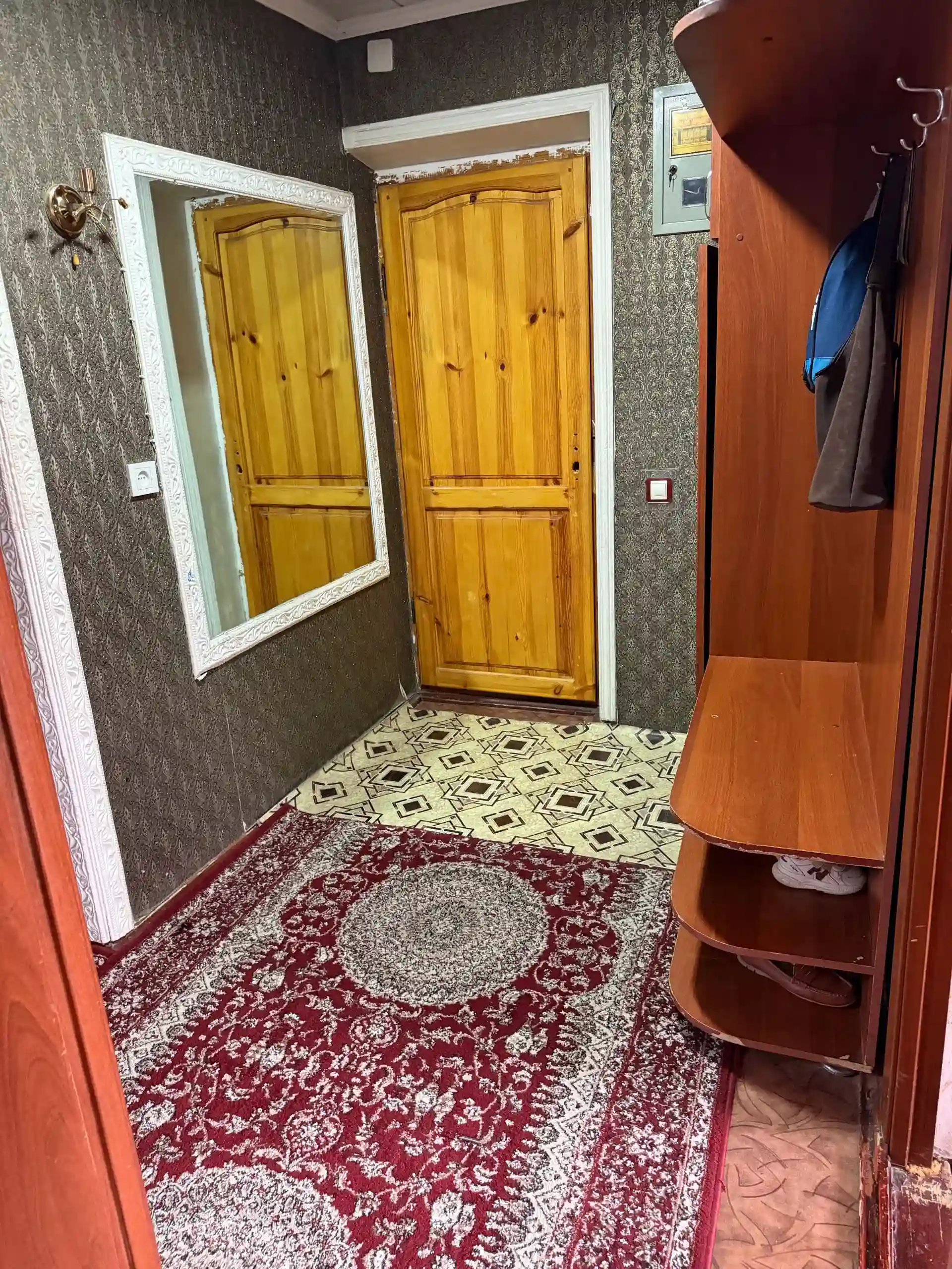 3-к квартира, 2 этаж, 64 м², Город Бустон