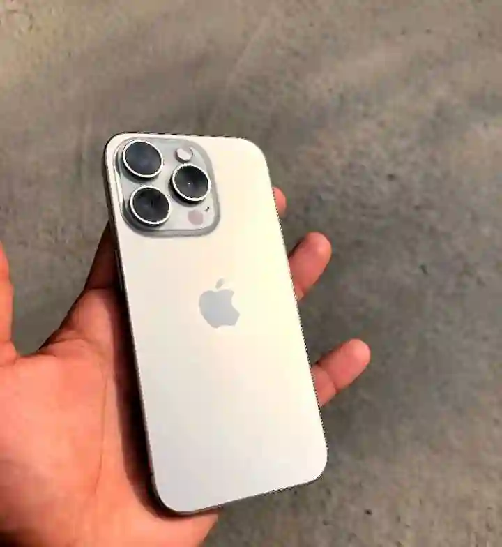 Apple IPhone 15 Pro 128 gb