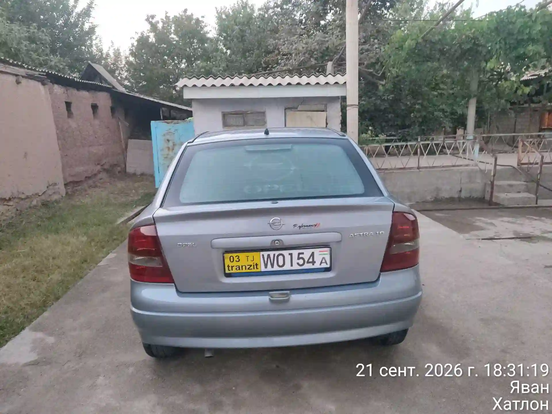 Opel Astra j 2000