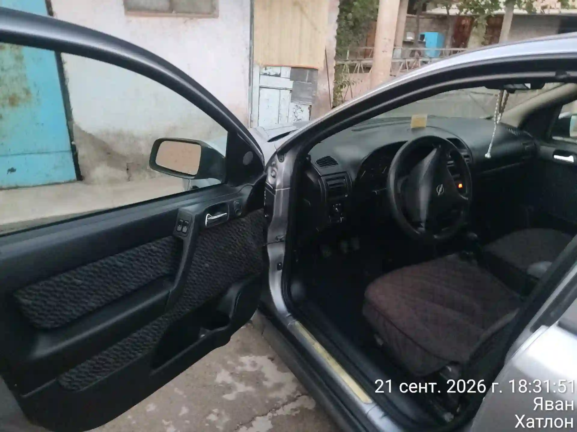 Opel Astra j 2000