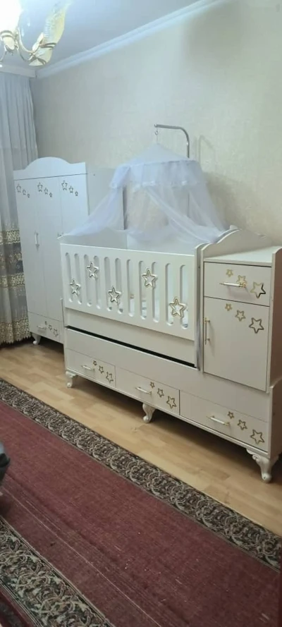 Детский гарнитур — миниатюра 1