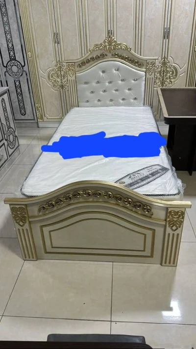 Кровать — миниатюра 1