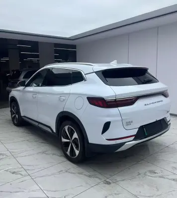 BYD Qin L, 2024