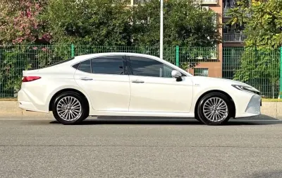 Toyota Camry, 2025 — миниатюра 9