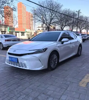 Toyota Camry, 2025 — миниатюра 1