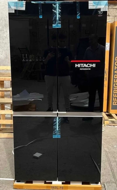 Холодильник HITACHI 4 дара — миниатюра 1