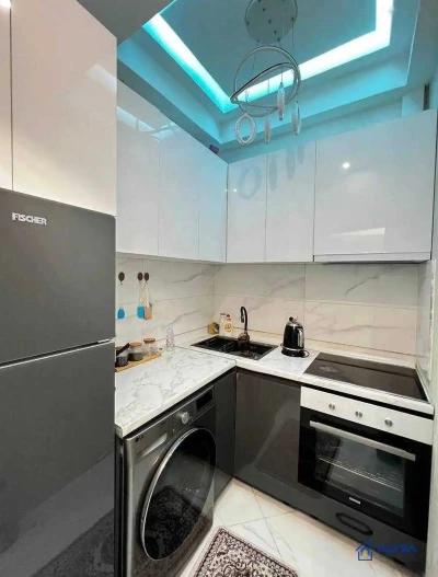2-комн. квартира, 8 этаж, 47 м², Фирдавси