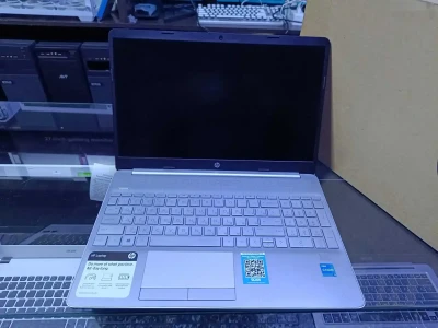 Ноутбук HP Laptop 15 Core i3-1115G4 / 8GB / 256GB SSD / 11TH GEN — миниатюра 2
