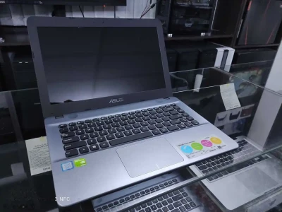 Ноутбук Asus VivoBook X441UK Core i5-7200U /GeForce 920MX 2GB / 4GB / 256GB SSD — миниатюра 1