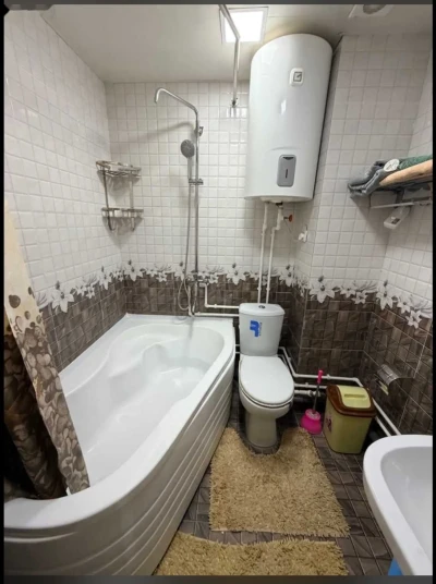 2-комн. квартира, 1 этаж, 66м², 19мкр — миниатюра 9