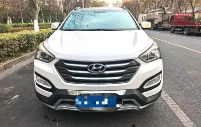 Hyundai Santa Fe, 2014