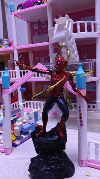 Статуя фигурка Человека Паука Spider Man — миниатюра 4