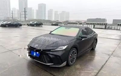 Toyota Camry, 2025 — миниатюра 4