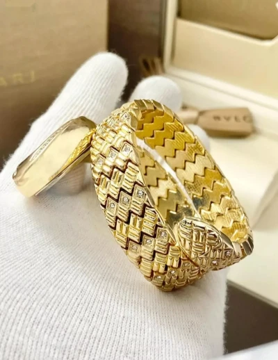 Часы Bvlgari в Lux AA
