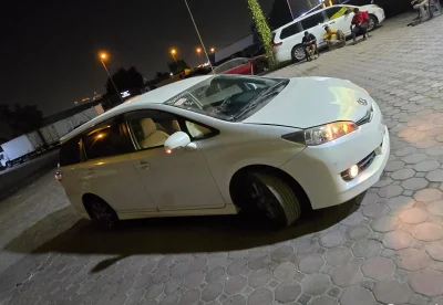Toyota Wish, 2014