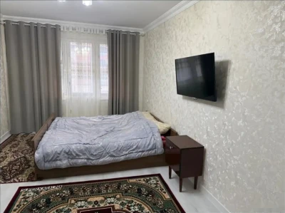 3-комн. квартира, 2 этаж, 90м², 8мкр — миниатюра 6