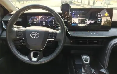 Toyota Camry, 2024