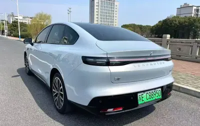 Leapmotor B01, 2025 — миниатюра 5