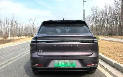 Leapmotor C10, 2025 — миниатюра 6