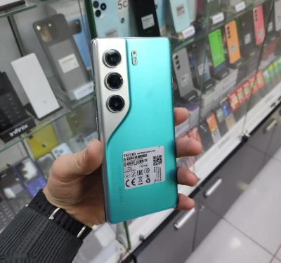 Tecno Camon 40 Pro 5G 8/256gb