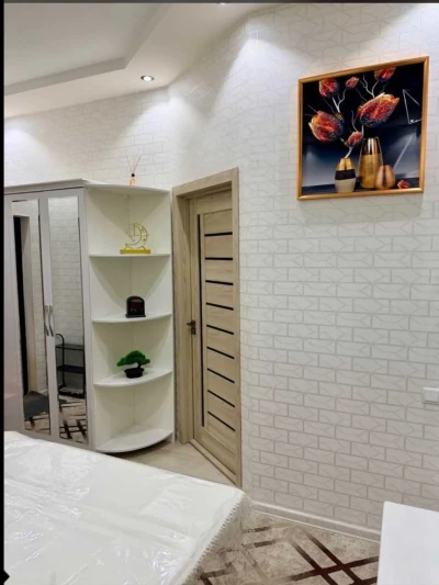 2-комн. квартира, 1 этаж, 66м², 19мкр — миниатюра 7