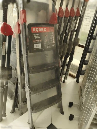 Стремянка Rodex