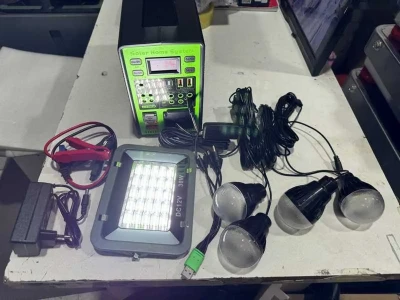Солнечная домашняя система 350W 75W панель 4 лампы прожектор 220V AC. — миниатюра 7