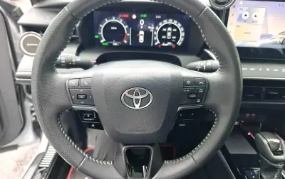 Toyota Camry, 2025 — миниатюра 8