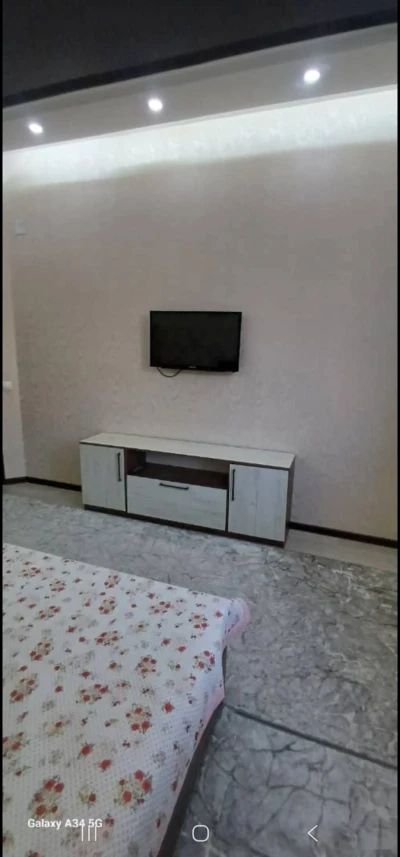 2-комн. квартира, 4 этаж, 70м², 20мкр — миниатюра 3