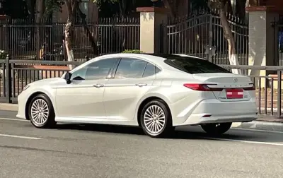 Toyota Camry, 2025 — миниатюра 4