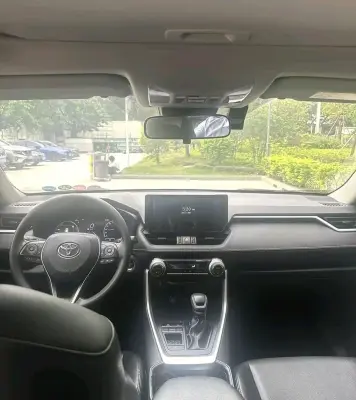 Toyota RAV 4, 2023