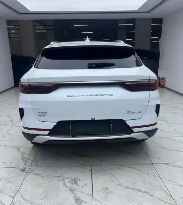 BYD Qin L, 2024