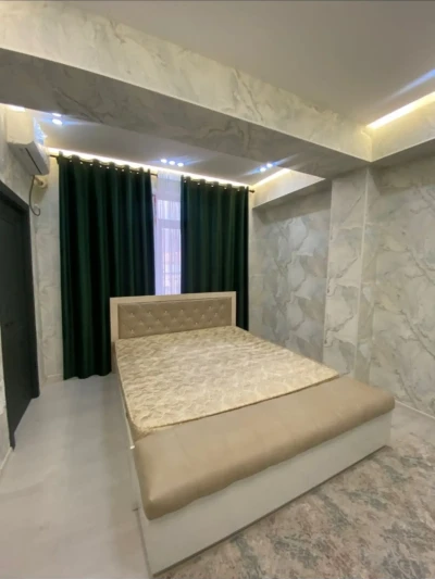 2-комн. квартира, 7 этаж, 70м², 13 мкр — миниатюра 4
