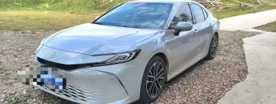 Toyota Camry, 2024 — миниатюра 3