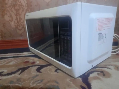 Микроволновая печь с грилем Haier — миниатюра 1