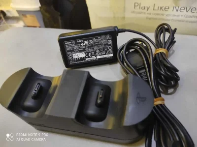 Зарядное устройство для PS4 — миниатюра 1