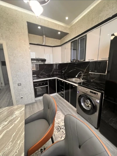 2-комн. квартира, 8 этаж, 65м², 20мкр — миниатюра 9